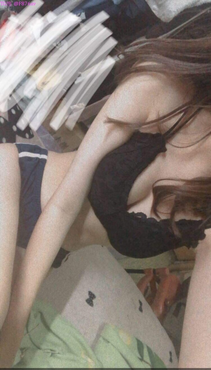 CEMD-397 Tôi Luôn Bị Vi Phạm ~4 Sex Thô Tục~